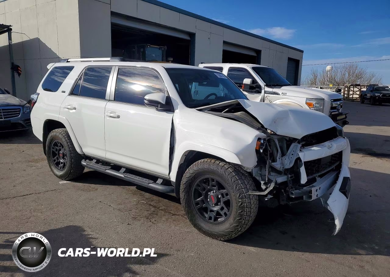 2022 Toyota 4Runner Sr5 VIN:JTEFU5JR7N5253816 - 4