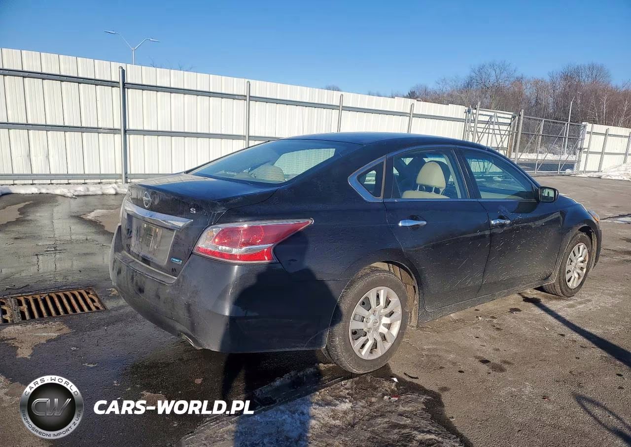 2014 Nissan Altima 2.5 S VIN:1N4AL3AP2EC180635 - 3