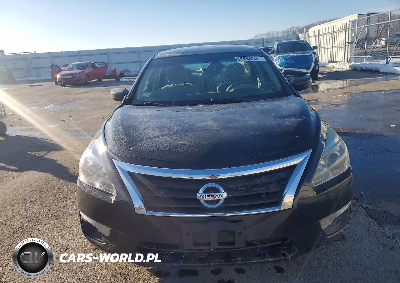 2014 Nissan Altima 2.5 S VIN:1N4AL3AP2EC180635 - 5