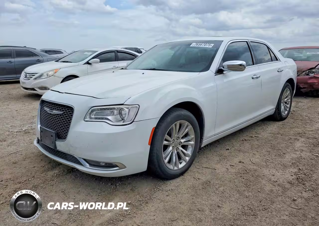 2016 Chrysler 300C