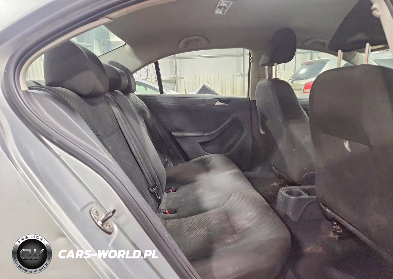 2013 Volkswagen Jetta Base VIN:3VW2K7AJ4DM228540 - 10