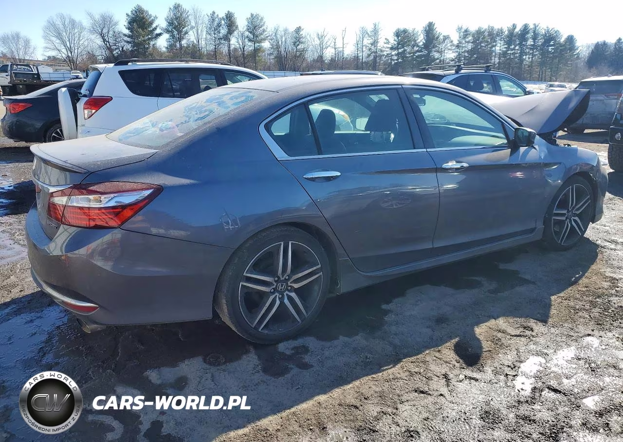 2016 Honda Accord Sport VIN:1HGCR2F50GA115995 - 3