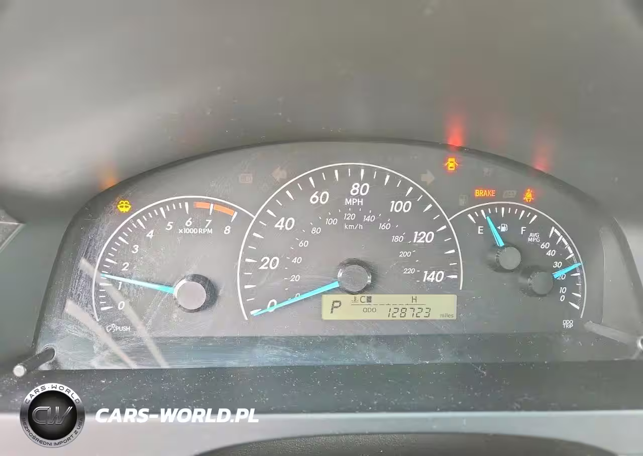 2014 Toyota Camry L VIN:4T1BF1FK2EU871581 - 9