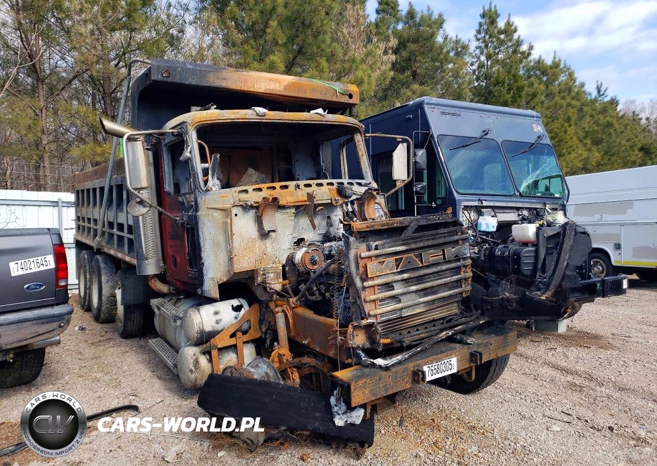 2005 Mack Cv Dump Truck