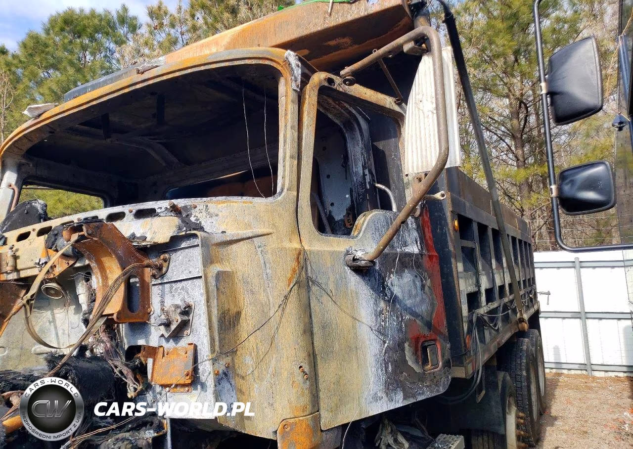 2005 Mack Cv Dump Truck VIN:1MA2G11C75M030641 - 10