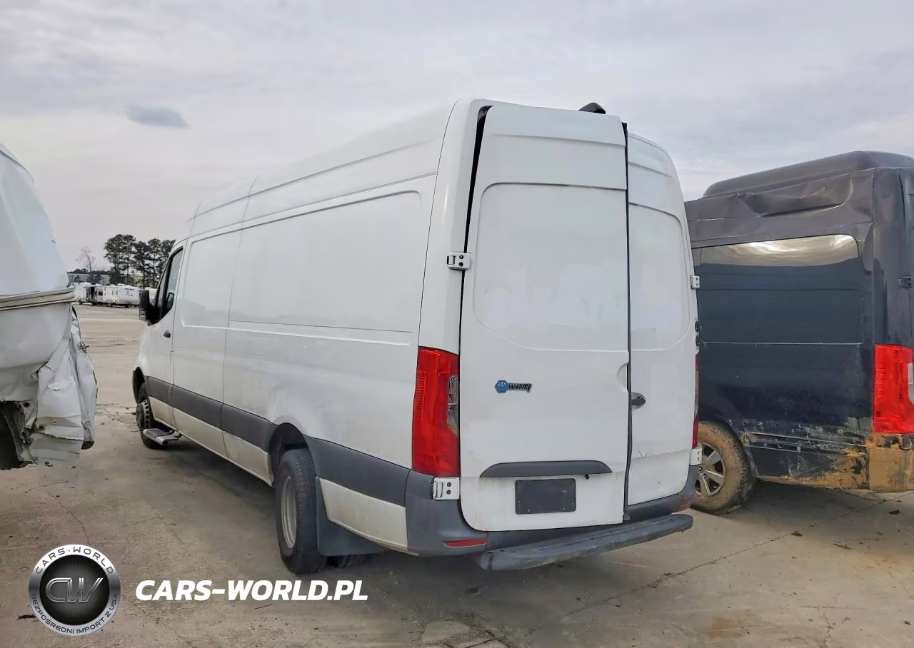 2022 Mercedes-Benz Sprinter 3500 VIN:W1Y8EC3Y9NT083324 - 2