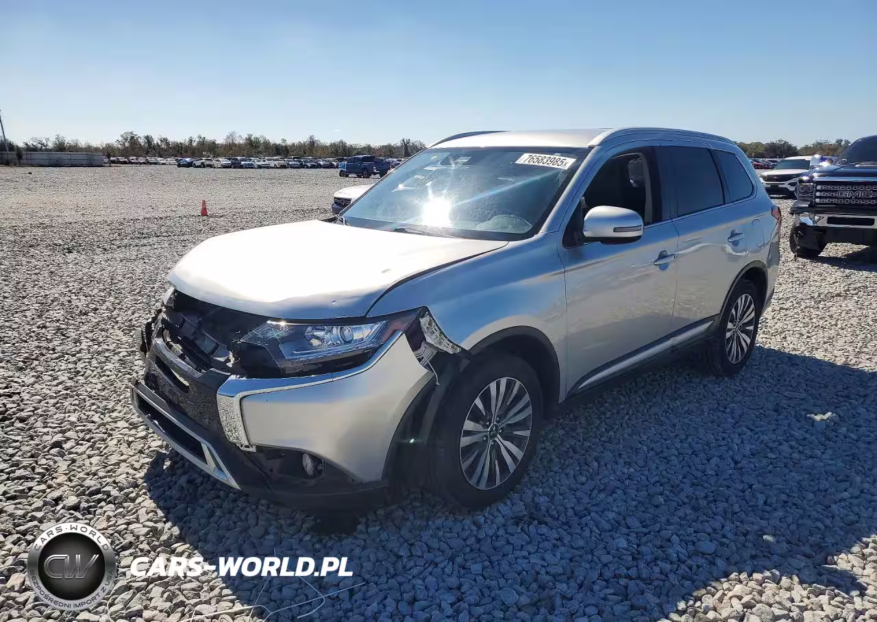 2020 Mitsubishi Outlander Se