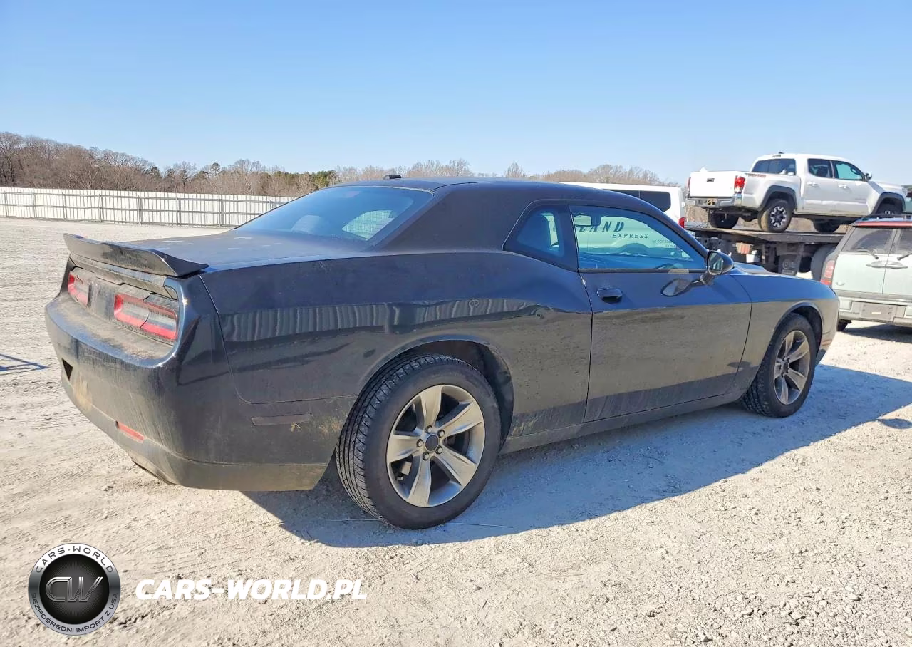 2015 Dodge Challenger Sxt VIN:2C3CDZAG4FH804179 - 3