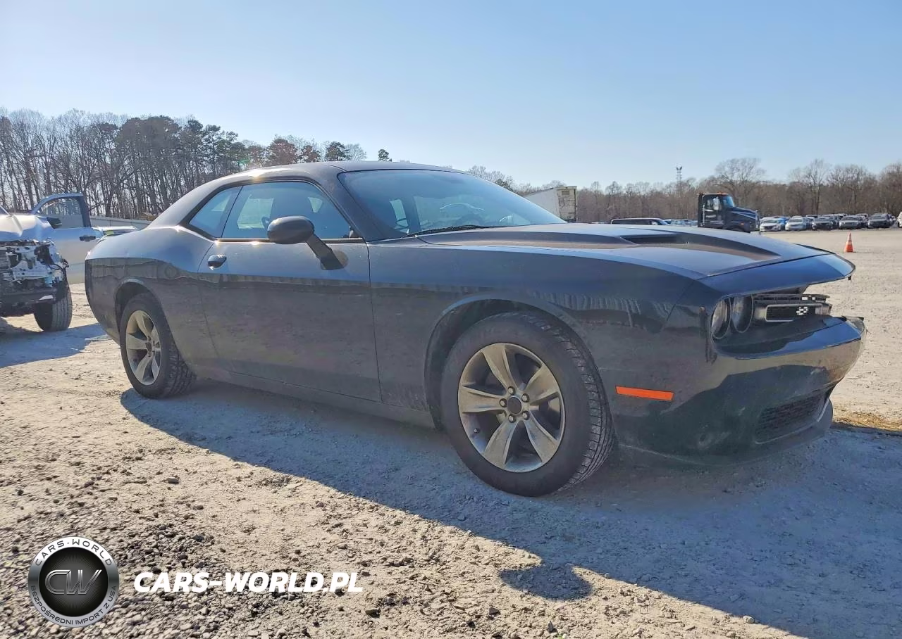 2015 Dodge Challenger Sxt VIN:2C3CDZAG4FH804179 - 4