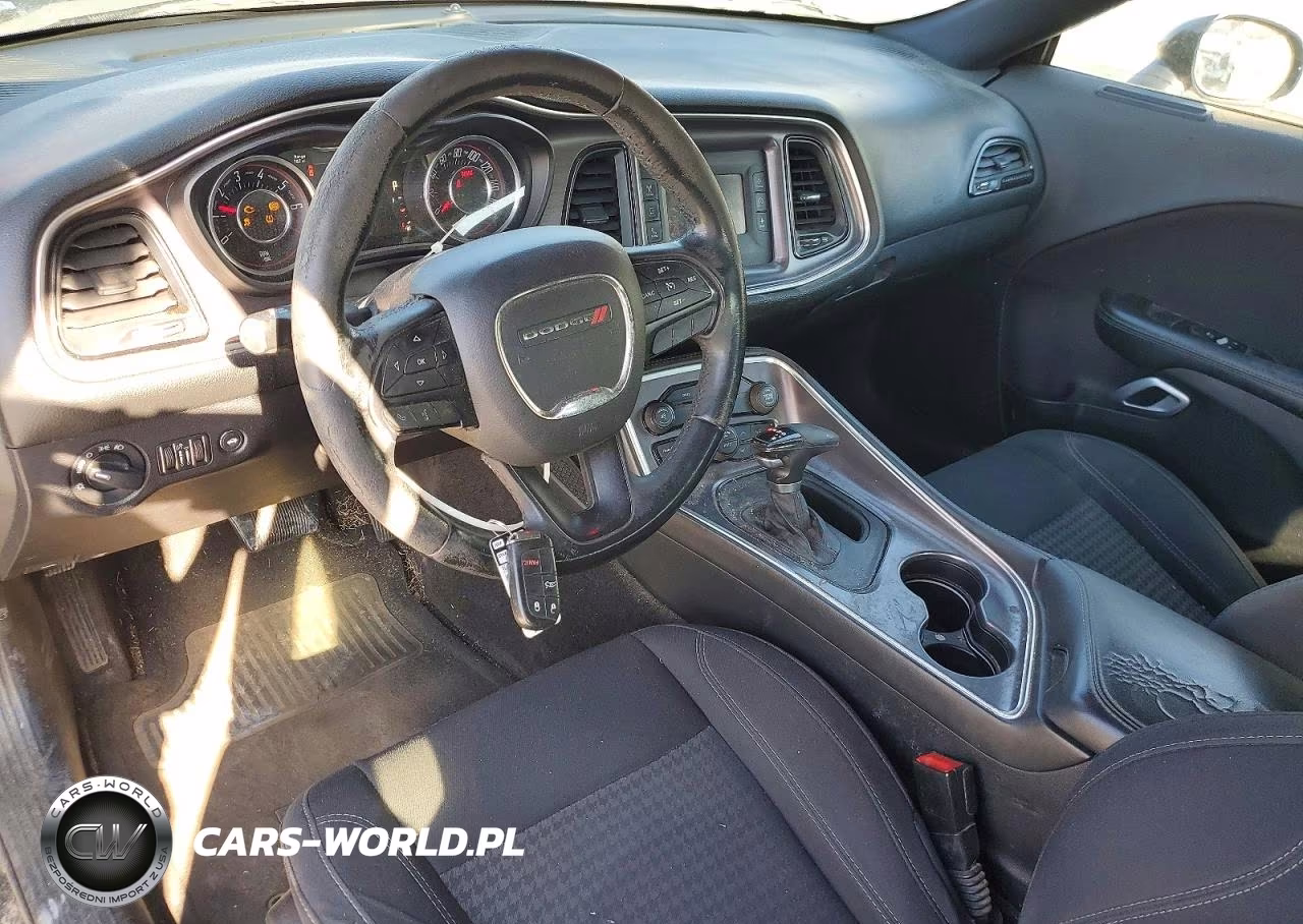 2015 Dodge Challenger Sxt VIN:2C3CDZAG4FH804179 - 8