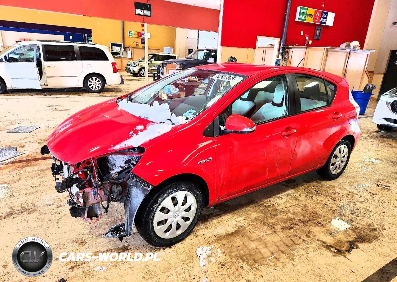 2013 Toyota Prius C One