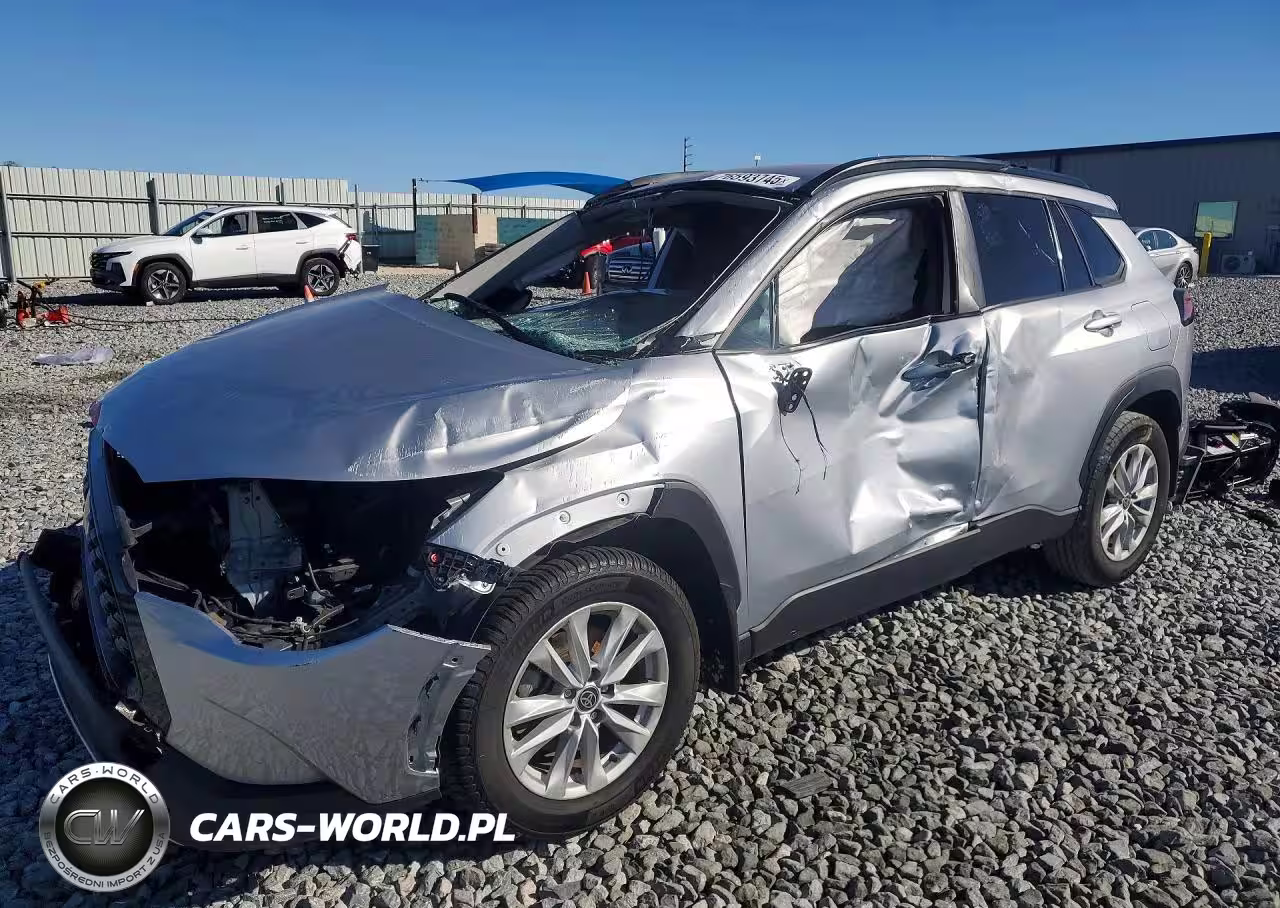 2024 Toyota Corolla Cross Le