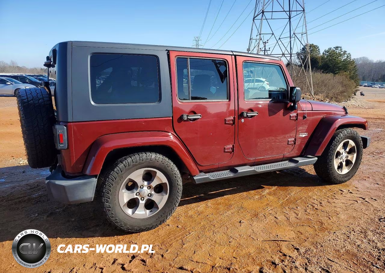 2008 Jeep Wrangler Unlimited Sahara VIN:1J4GB59108L589329 - 3
