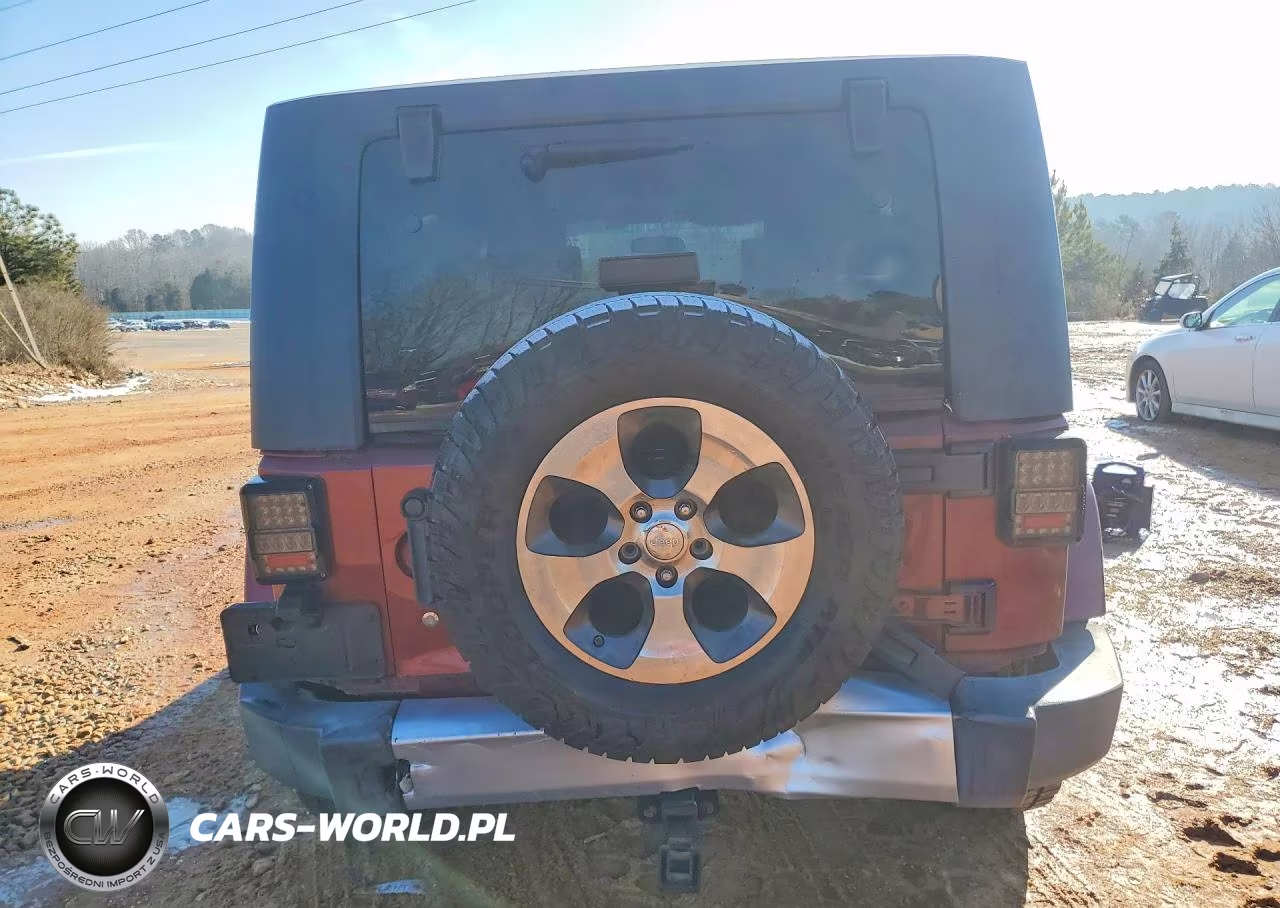 2008 Jeep Wrangler Unlimited Sahara VIN:1J4GB59108L589329 - 6