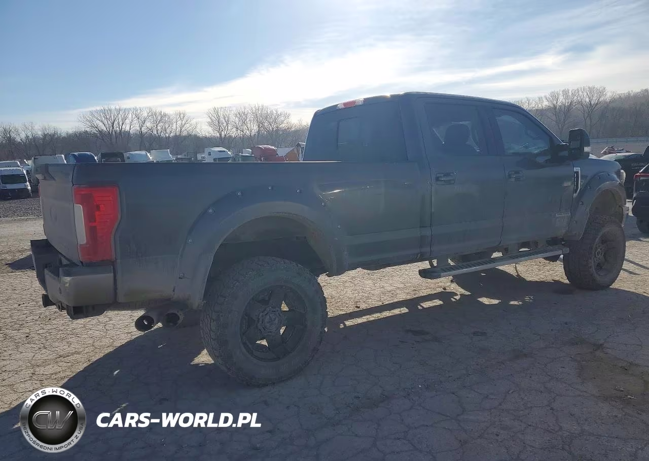 2018 Ford F250 Super Duty VIN:1FT7W2BT7JEC72730 - 3