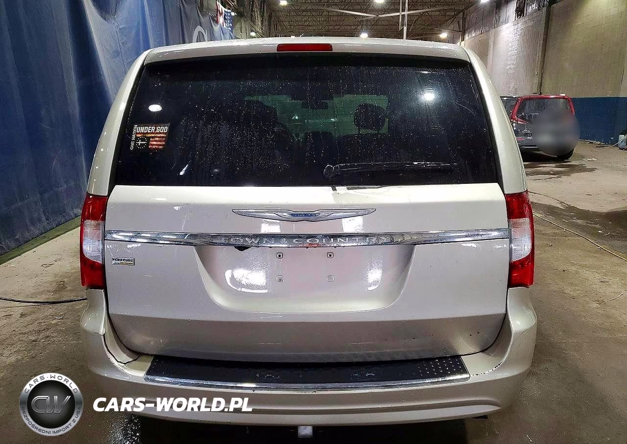 2014 Chrysler Town & Country Touring VIN:2C4RC1BG3ER423666 - 6