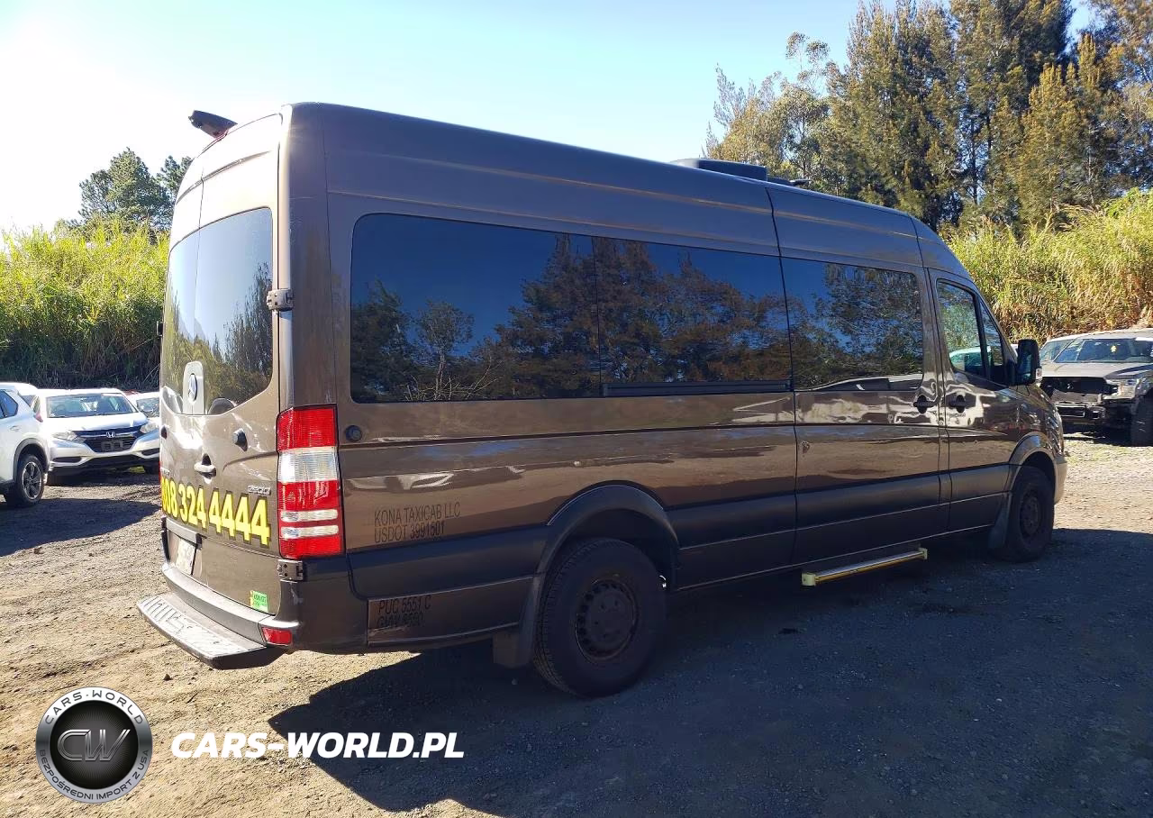 2017 Mercedes-Benz Sprinter 2500 VIN:WDZPE8CDXHP396938 - 3