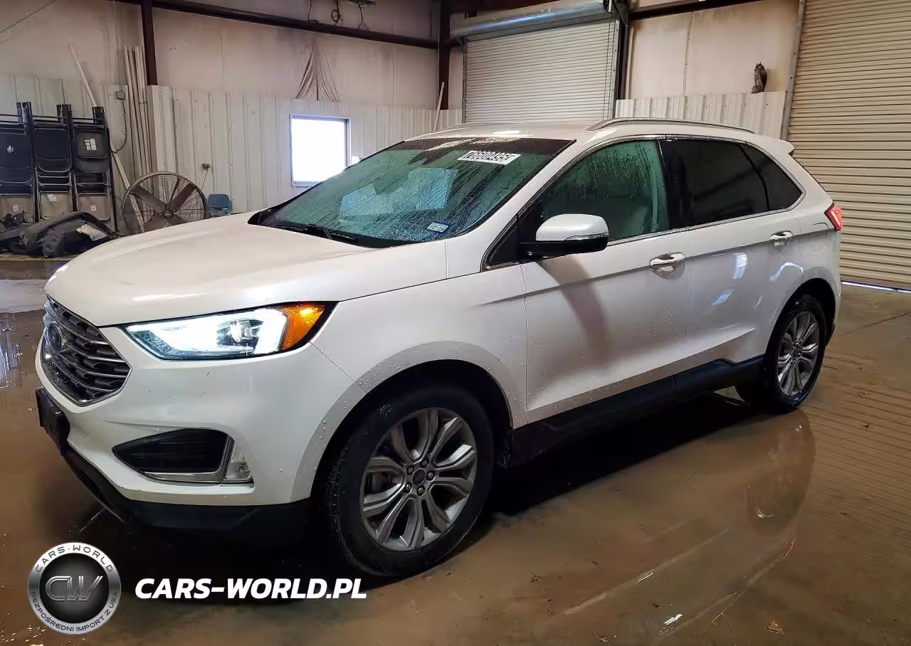 2019 Ford Edge Titanium