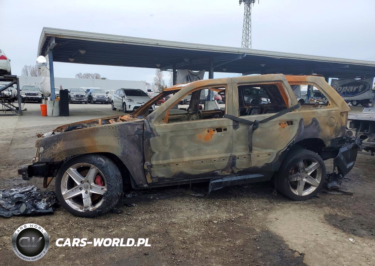 2009 Jeep Grand Cherokee Srt-8