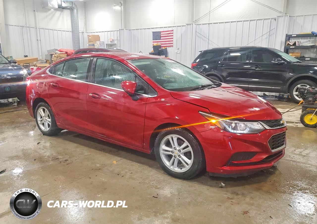 2017 Chevrolet Cruze Lt VIN:1G1BE5SM8H7148450 - 4