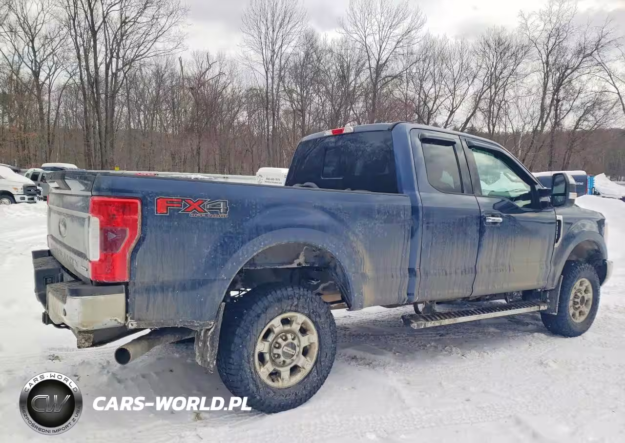 2017 Ford F350 Super Duty VIN:1FT8X3B67HEE60353 - 3