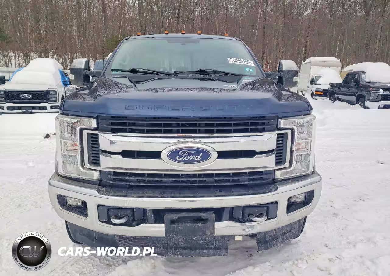 2017 Ford F350 Super Duty VIN:1FT8X3B67HEE60353 - 5