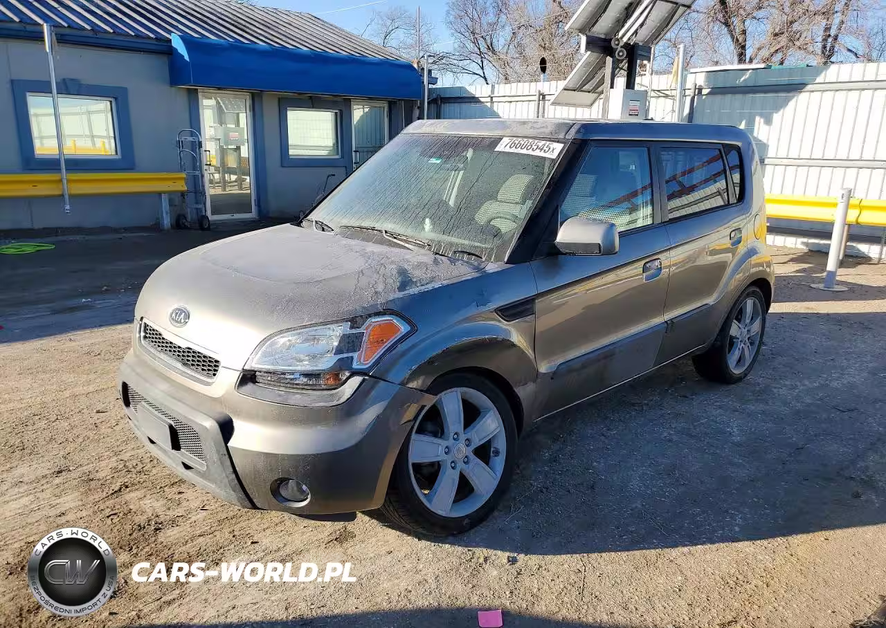 2010 Kia Soul +