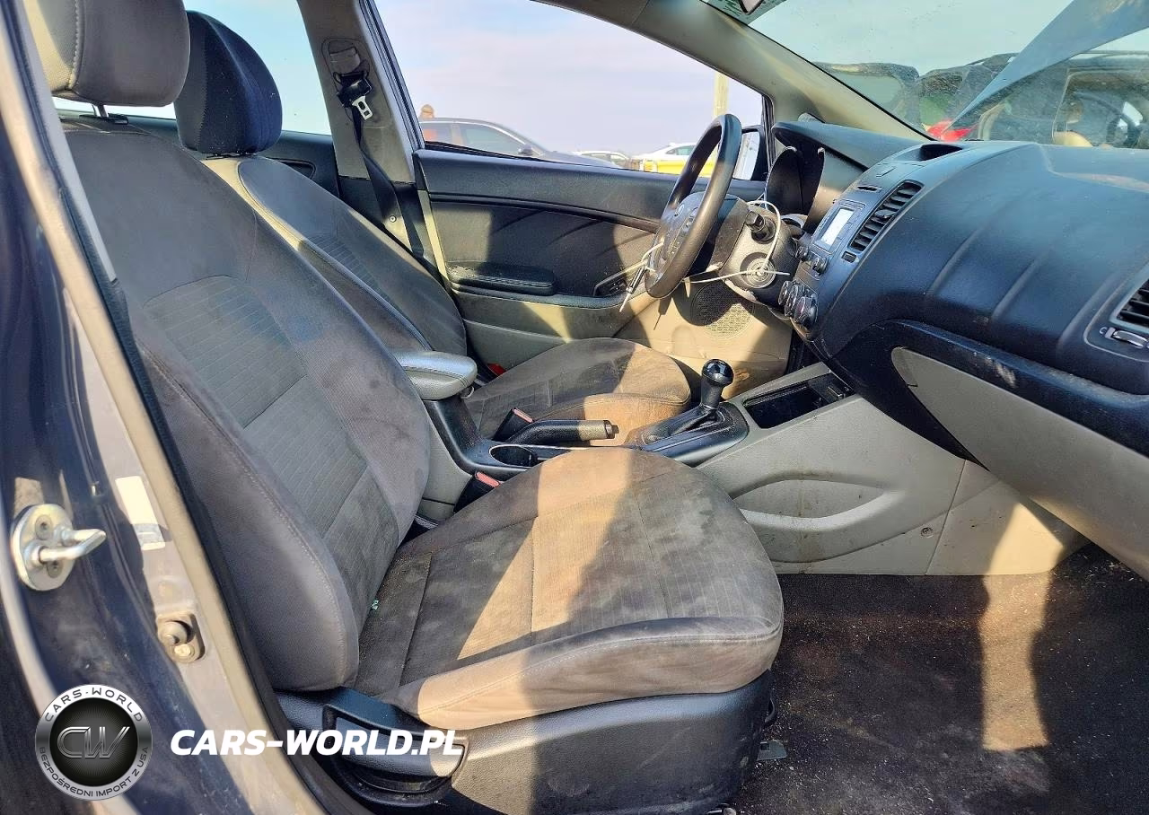 2016 Kia Forte Lx VIN:KNAFX4A65G5605948 - 7