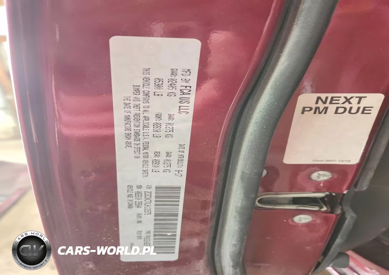 2018 Dodge Charger R VIN:2C3CDXCTXJH133575 - 13