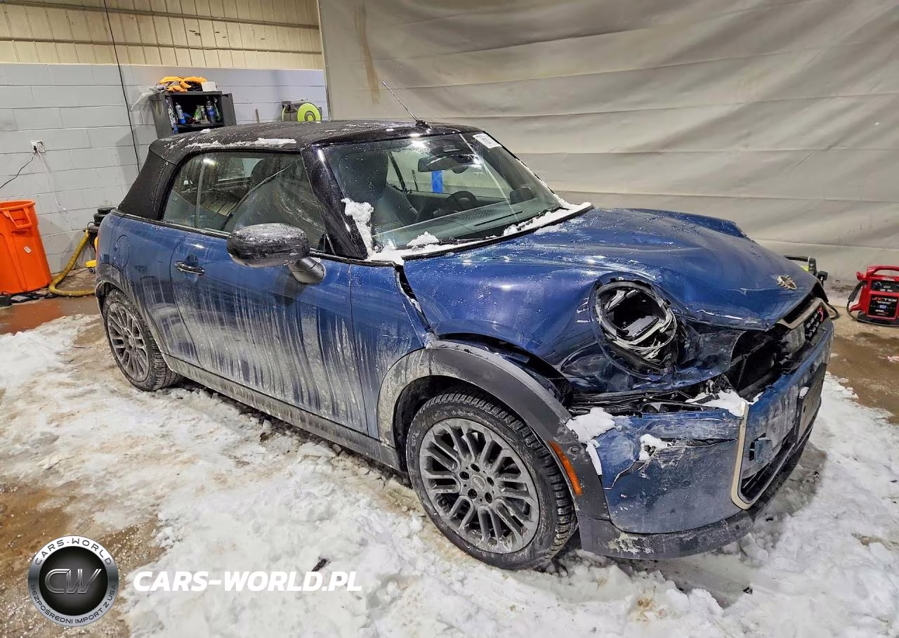 2025 Mini Cooper S VIN:WMW23GX09S2X48586 - 4
