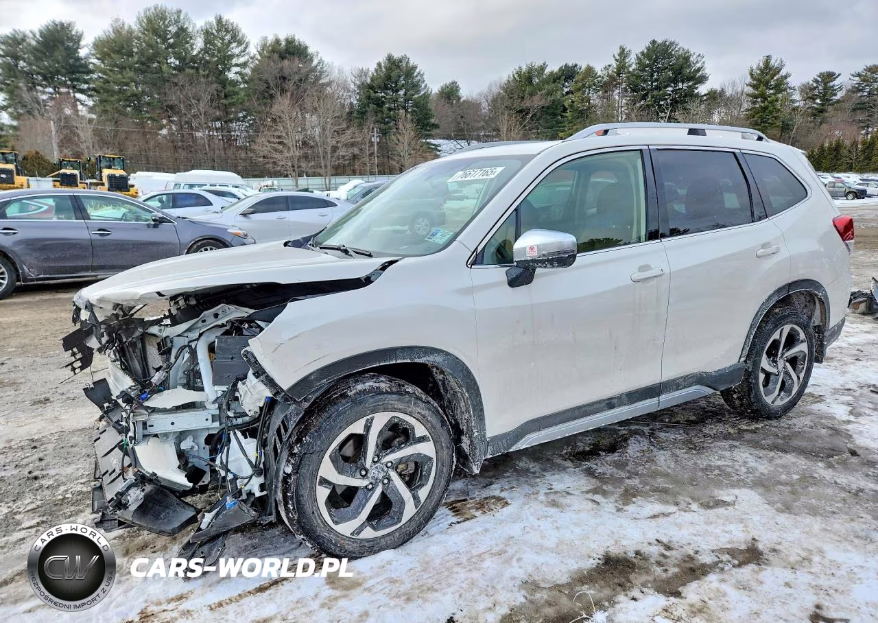 2023 Subaru Forester Touring