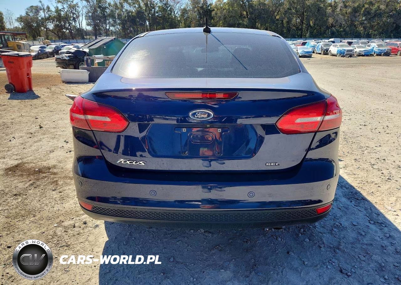 2017 Ford Focus Sel VIN:1FADP3H28HL322972 - 6