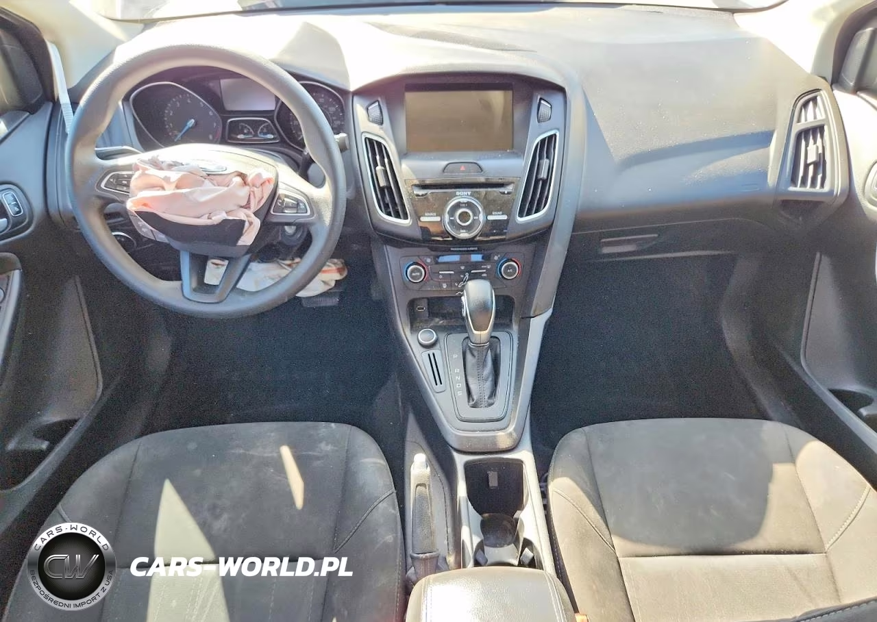 2017 Ford Focus Sel VIN:1FADP3H28HL322972 - 8