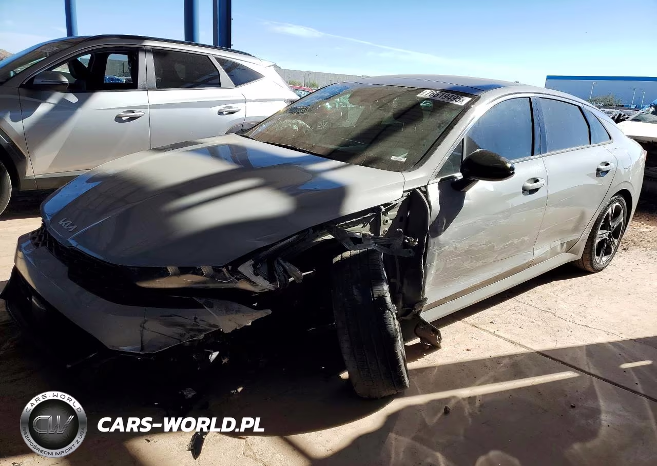 2022 Kia K5 Gt Line – zdjęcie 1 z 13