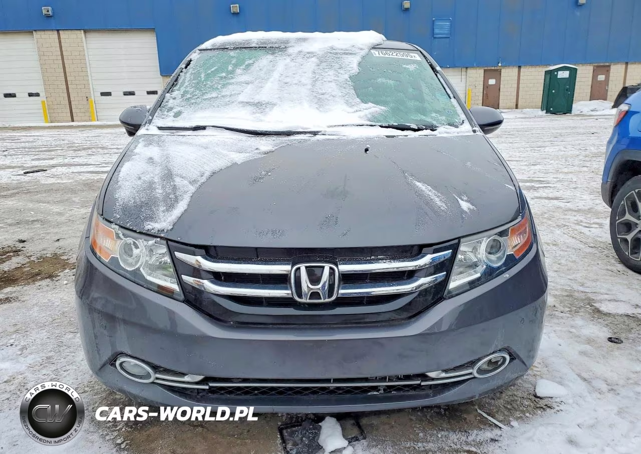 2017 Honda Odyssey Touring VIN:5FNRL5H91HB016137 - 5