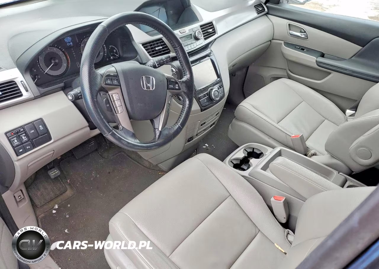 2017 Honda Odyssey Touring VIN:5FNRL5H91HB016137 - 8