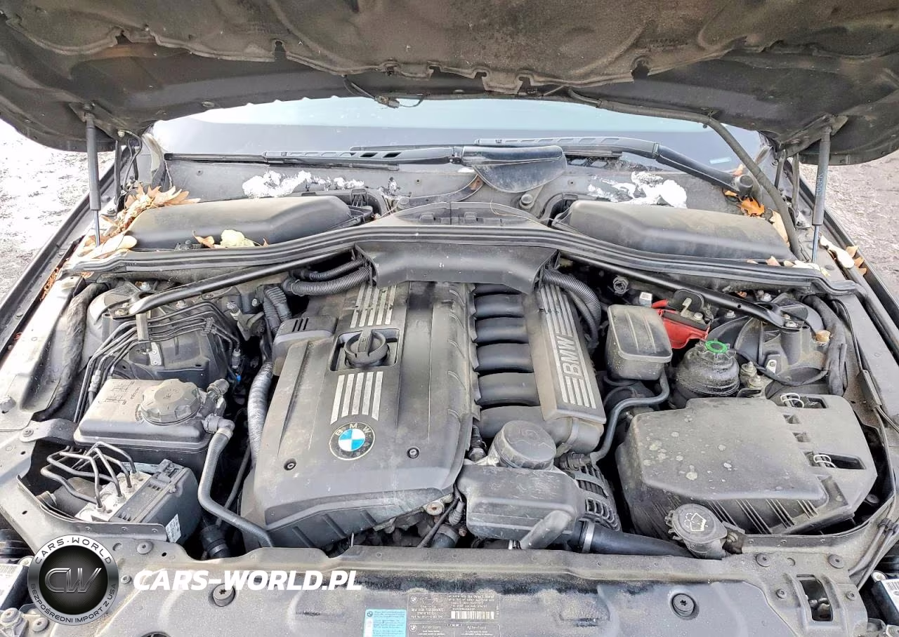 2008 BMW 528 Xi VIN:WBANV135X8CZ58705 - 11