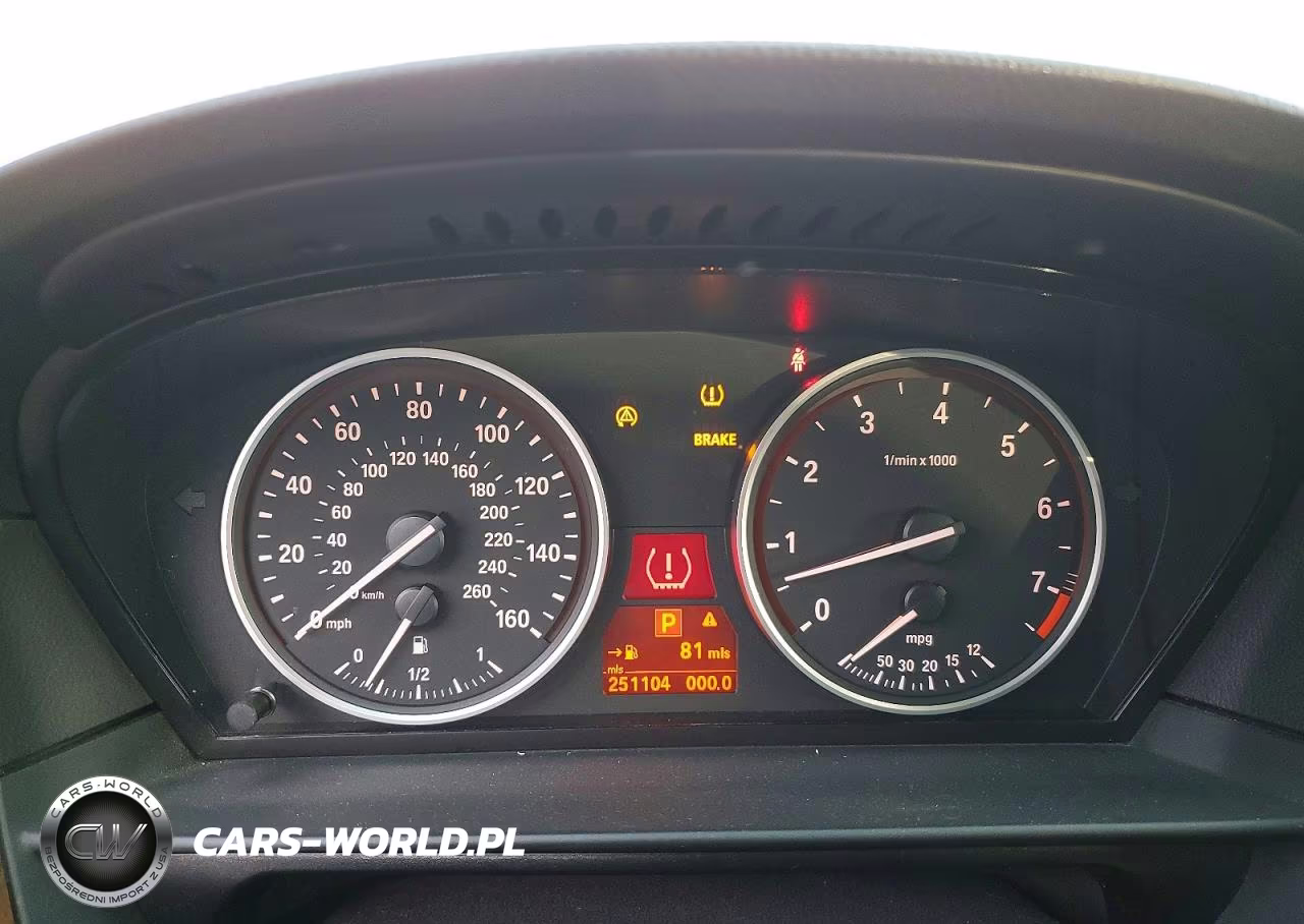 2008 BMW 528 Xi VIN:WBANV135X8CZ58705 - 9