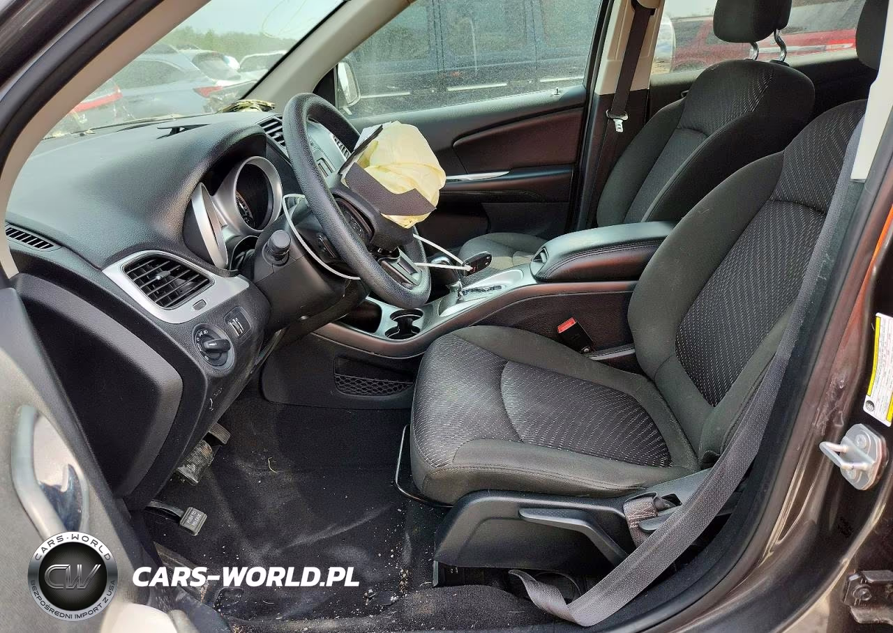 2019 Dodge Journey Se VIN:3C4PDCAB7KT868765 - 7