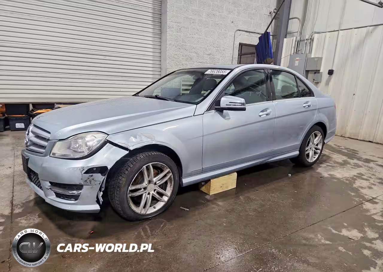 2013 Mercedes-Benz C 300 4Matic