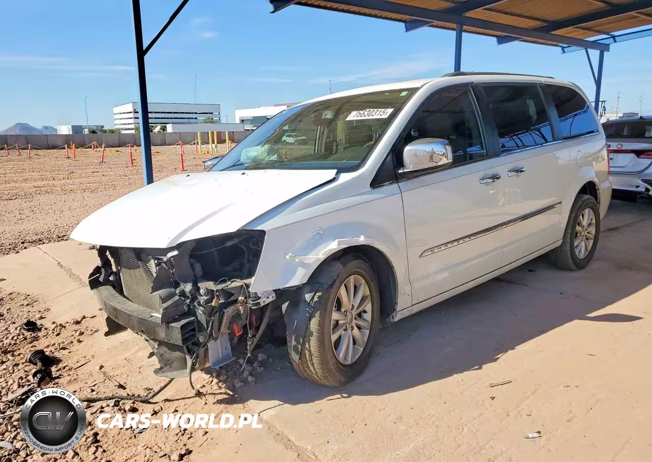 2015 Chrysler Town & Country Limited Platinum