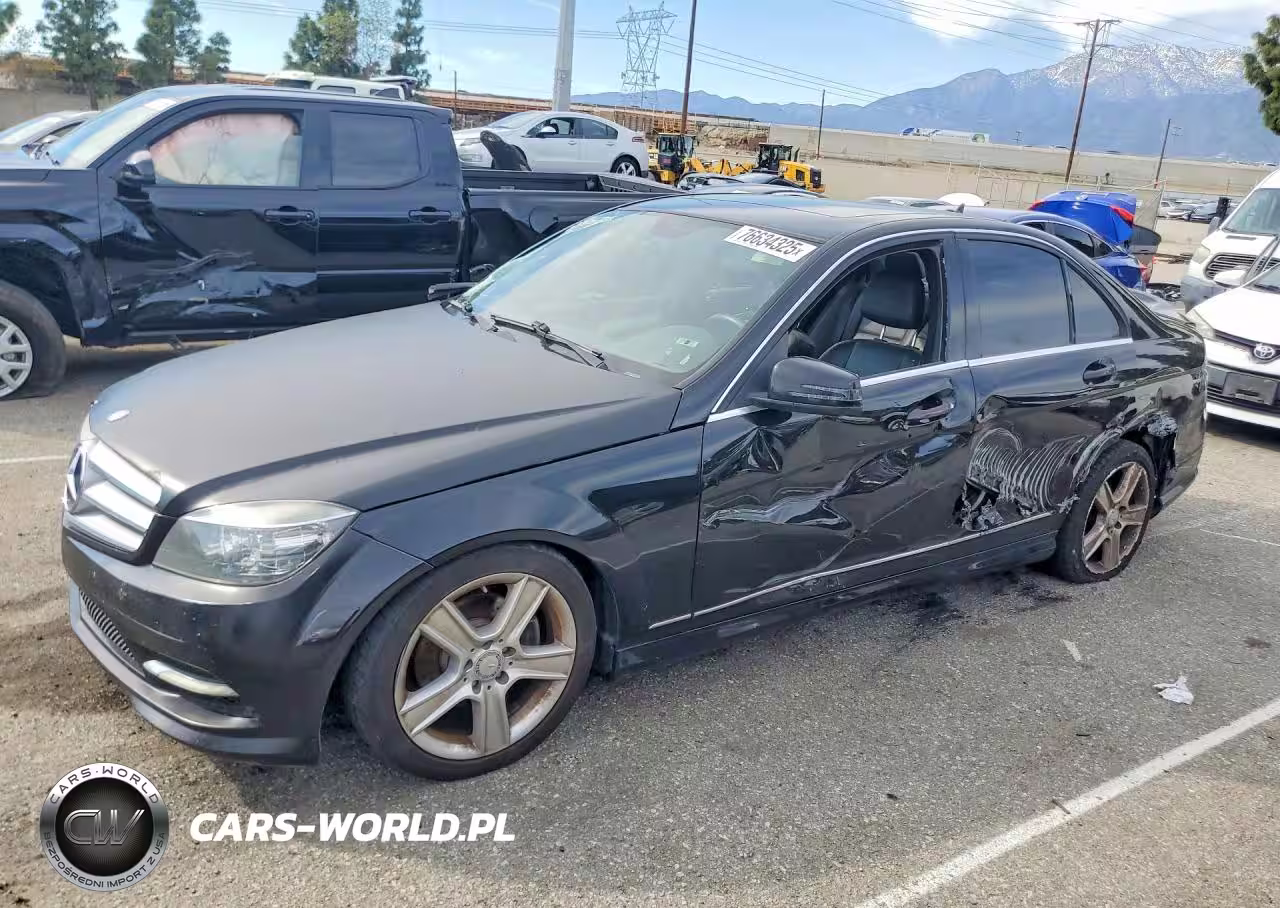 2011 Mercedes Benz C 300