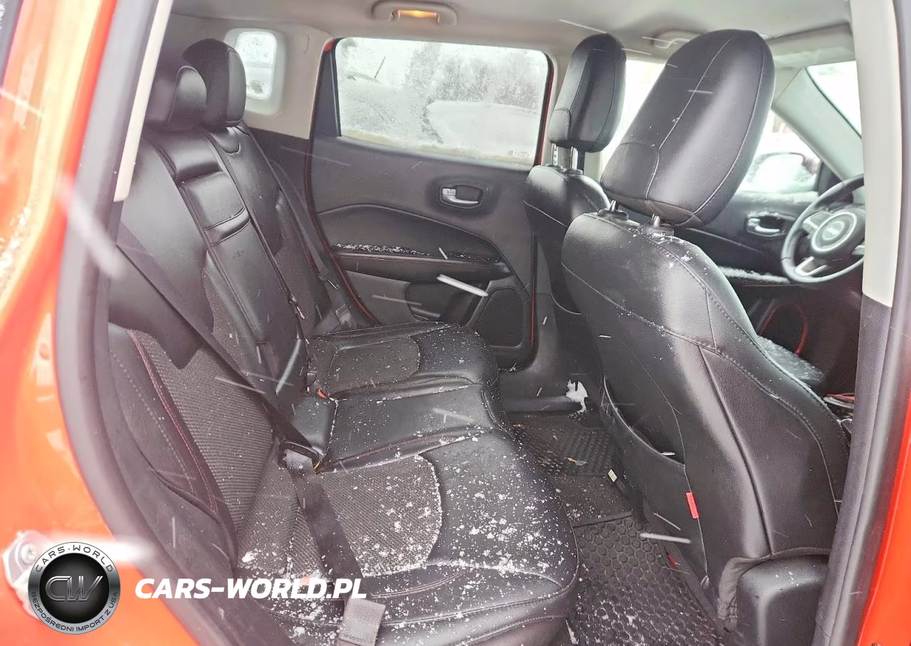 2018 Jeep Compass Trailhawk VIN:3C4NJDDB1JT199022 - 10
