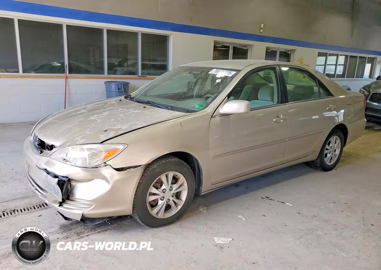 2004 Toyota Camry Le