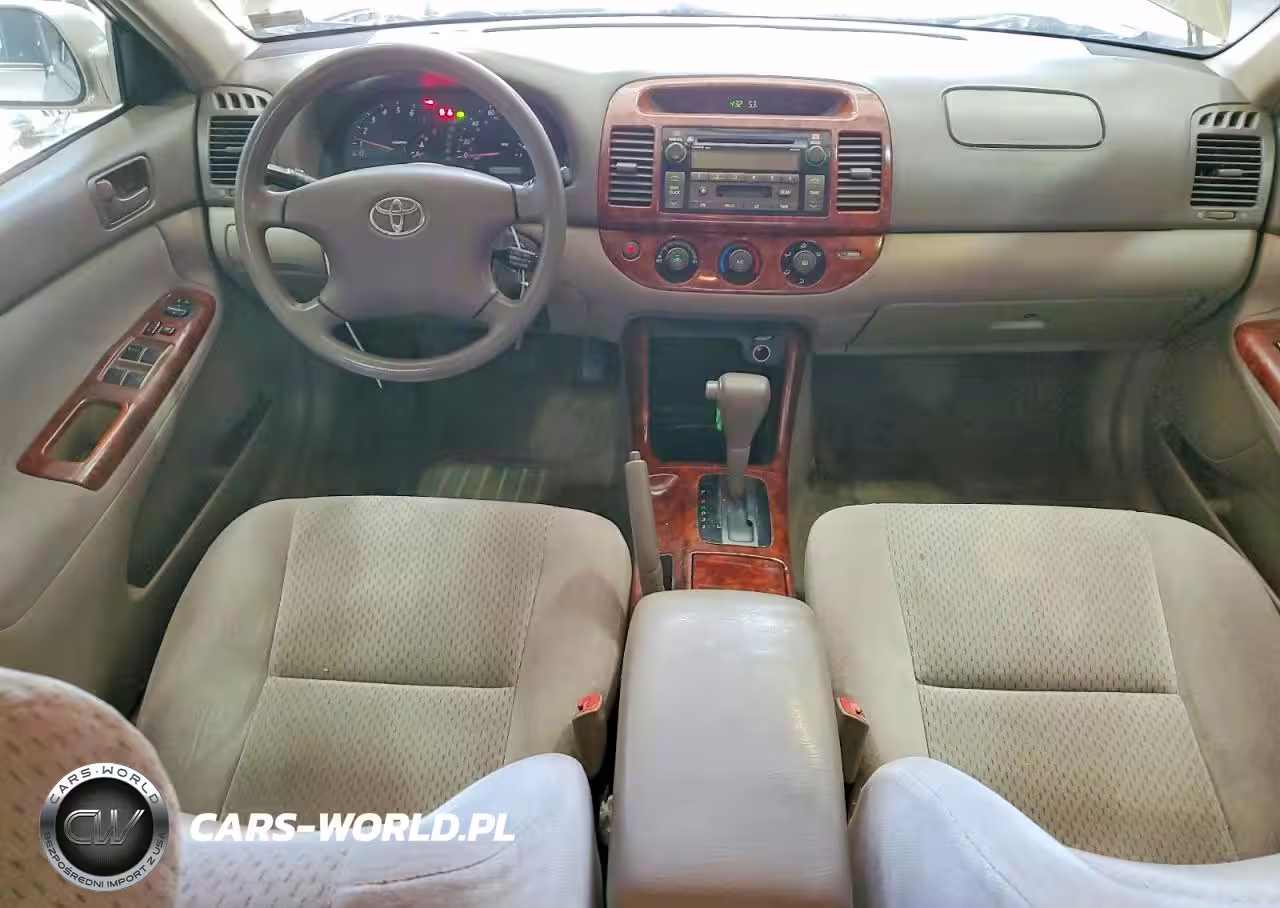 2004 Toyota Camry Le VIN:4T1BF30K64U585414 - 8