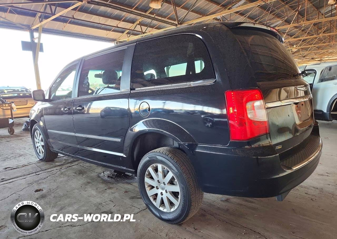 2016 Chrysler Town & Country Touring VIN:2C4RC1BG6GR229555 - 2