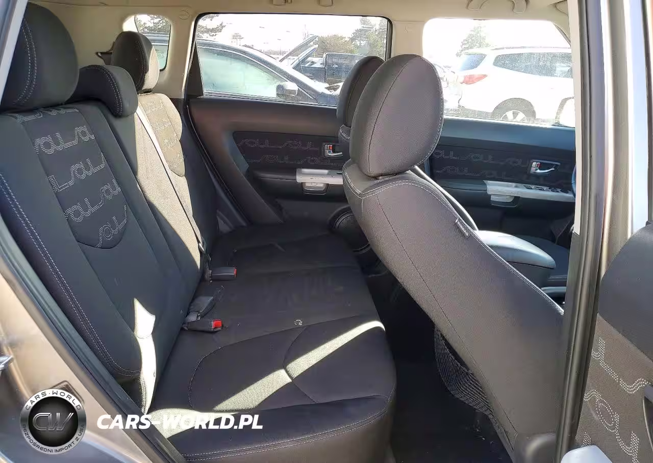 2012 Kia Soul + VIN:KNDJT2A64C7380692 - 11