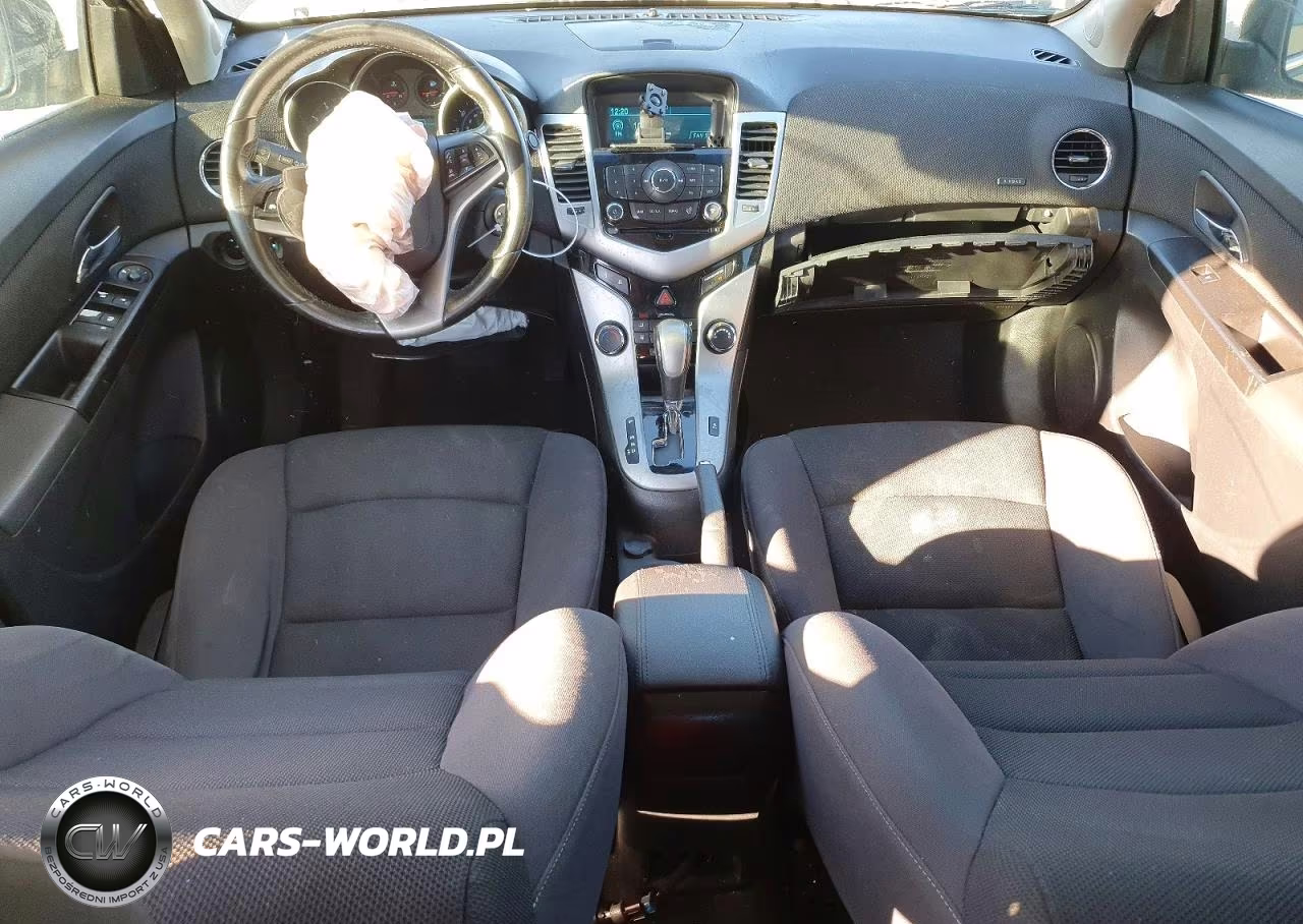 2014 Chevrolet Cruze Lt VIN:1G1PC5SB1E7273053 - 8