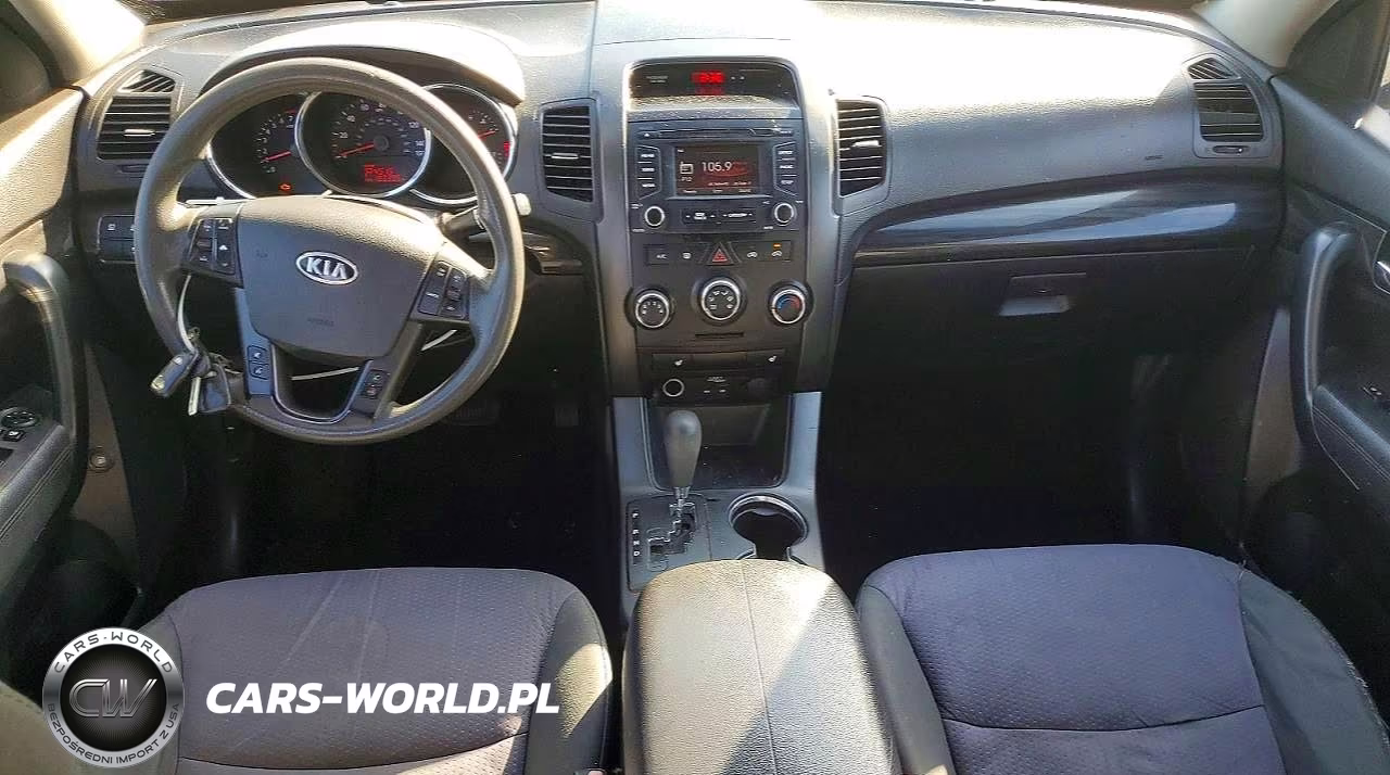 2013 Kia Sorento Lx VIN:5XYKT3A61DG313787 - 8