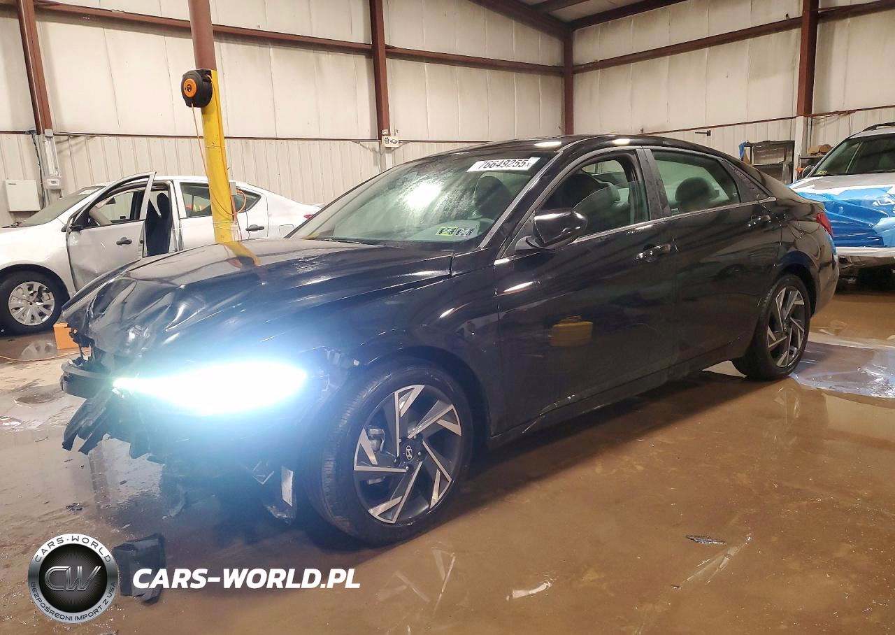 2024 Hyundai Elantra Sel